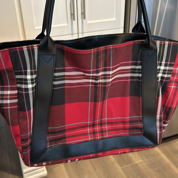 Victoria’s Secret Red Plaid Signature Weekend Tote Bag Purse - Picture 10 of 11